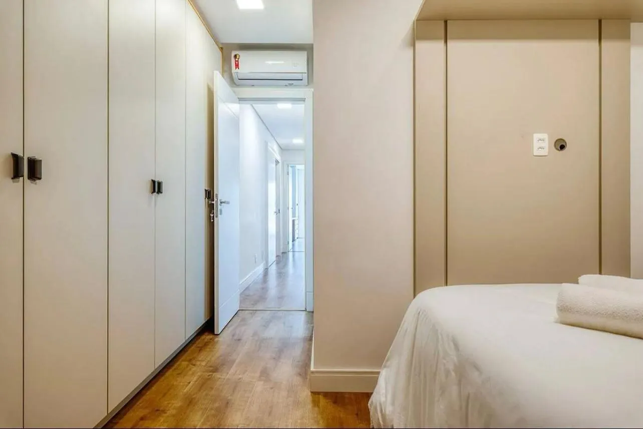 Apart Moderno Com Piscina Itajaí